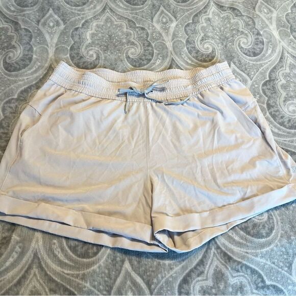 Lululemon Spring Break Away Short *4-way Stretch 3"
Light Chrome - Picture 5 of 8